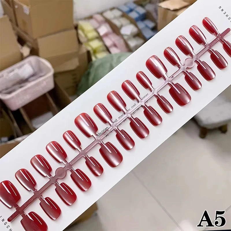 30 pcs Short Round Cat Eye False nails (1 Set)